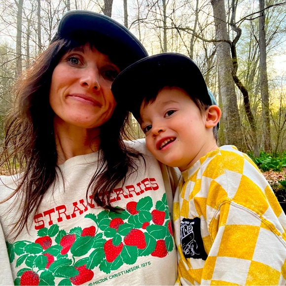 Meet your Posher, Elizabeth - Picture 1 of 1